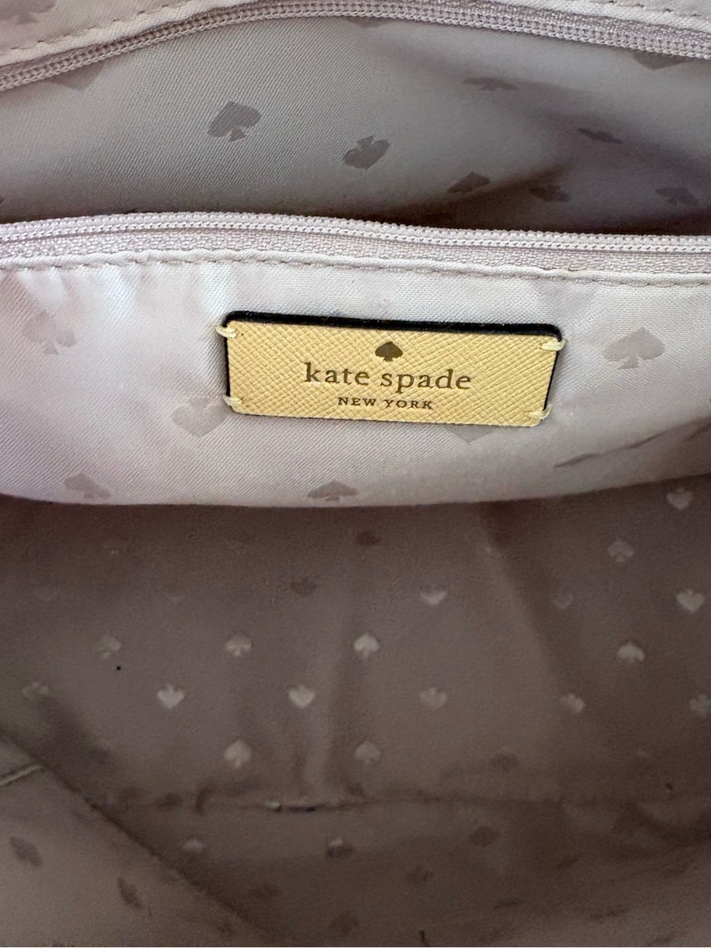 💛💛KATE SPADE YELLOW SAFFIANO LEATHER TOTE BAG!💛💛 - Picture 8 of 11